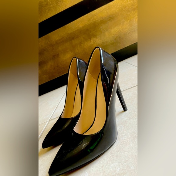 Black Stilettos - Picture 1 of 3